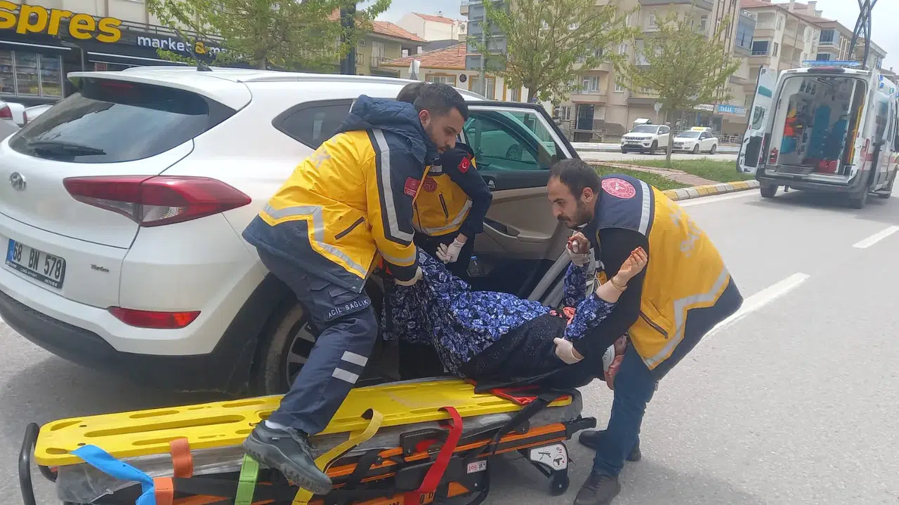 Hastane Yolunda Kaza: 1 Yaralı