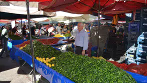 Turşu sezonu pazarı hareketlendirdi