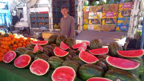 Karpuz tezgâhlarda yerini aldı: Kilosu 60 lira