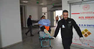 Bıçaklı kavgada 1 kişi yaralandı