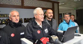 Hasandağı’nda mahsur kalan 2 üniversiteli, askeri helikopterle kurtarıldı