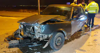 Aksaray’da İki Otomobil Çarpıştı: 1 Yaralı