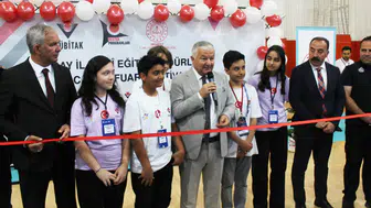 54 Projeyle TÜBİTAK 4006-C  Bilim Fuarları Festivali Açıldı