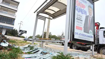 Aksaray Belediyesi'nde otobüs durağına verilen zarara tepki