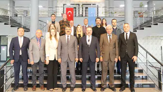 ASÜ Kimya Bölümünün uluslararası başarısına Rektör Arıbaş’tan tebrik