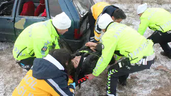 Aksaray’da otomobil şarampole devrildi: 1 yaralı
