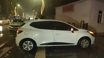 Otomobil ile motosiklet çarpıştı: 1 yaralı