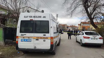 Tartıştığı eşini bacaklarından pompalı tüfekle vurdu