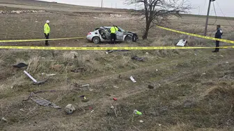 Bayram tatiline giderken kazada ölen çiftin yaralı 4 çocuğunun tedavisi sürüyor