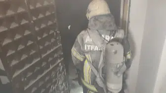 Aksaray’da 5 katlı binada çıkan yangında 6 kişi dumandan etkilendi