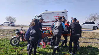 Aksaray’da 3 teklerli motosikletin devrildi: Karı koca yaralandı