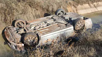 Aksaray'da otomobil, sulama kanalına uçtu: Baba kız yaralandı
