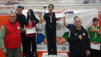 Yıldız Kızlar Bilek Güreşinde Büyük Başarı