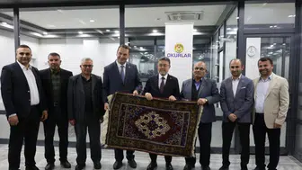 Okurlar Lisanslı Depoyu ziyaret