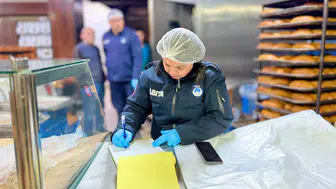 Aksaray Belediyesi Zabıta Müdürlüğü Ekipleri, Ekmek Ve Unlu Mamul Üretimi Yapan Fırınları Denetledi