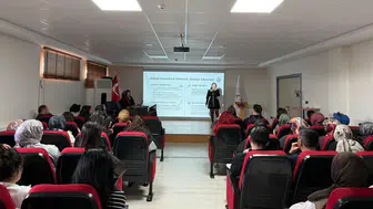 Sağlık personeline “Tıbbi Uygulamalarda Hukuki Sorumluluk” eğitimi gerçekleştirildi