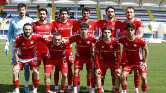 Siyah beyazlı ekip somaya galibiyet için gitti