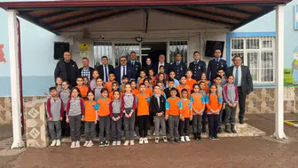 Minik Kalemlerden Mehmetçiğe İlk Mektup