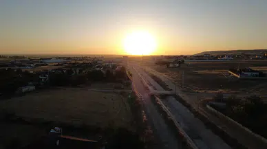 GÜNE BİR FOTOĞRAF