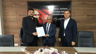 İYİ Parti Aksaray İl Başkanı Sercan Belgemen Mazbatasını Teslim Aldı