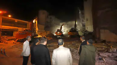 Başkan Dinçer ve Milletvekili Aydoğdu, TEDAŞ İş   Merkezi’nde Başlayan Yıkım Çalışmalarını Yerinde İnceledi