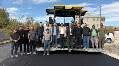 Sıcak asfalt ilçemize yakıştı