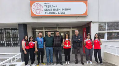 Yeşilova'lı Genç Kızlar Bowling İl Birincisi Oldu