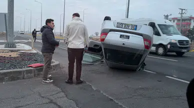 Takla atan otomobilden burnu bile kanamadan çıktı