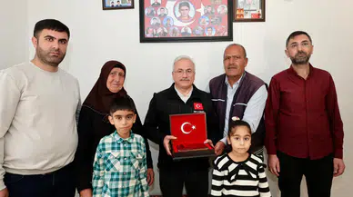 'Şehitlerin emaneti başımızın tacıdır'