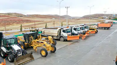 Aksaray Belediyesi 900 Ton Tuz  Ve 36 Araçla Kış Şartlarına Hazır