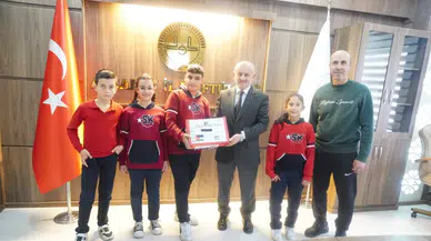 Ortaokul öğrencilerinden Gazze’ye anlamlı destek