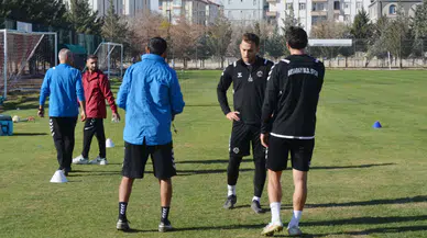 Siyah beyazlı ekip Soma’ya hazırlanıyor