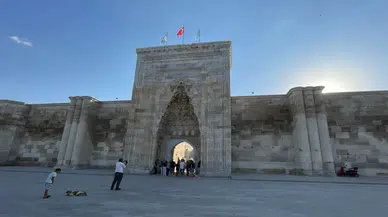 Sultanhanı Kervansarayı, İtalyan Turistlerin Uğrak Noktası Oldu