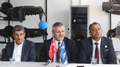Anahtar Partili Kayhan, Aksaray’da esnaf ve partililerle buluştu