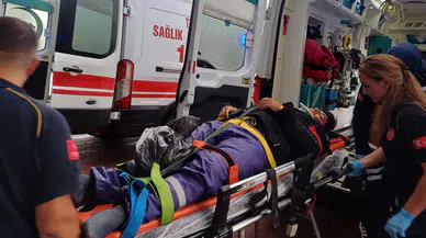 Aksaray’da Kontrolü Kaybedilen Kurye Motosikleti Devrildi: 1 Yaralı