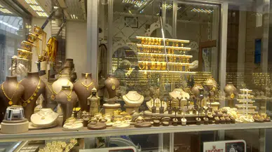 Altın fiyatlarında yeni rekor: Gram 7 bin 239 lira