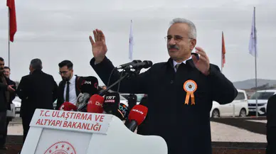 Bakan Uraloğlu: Bölünmüş yol ağımızı, 30 bin kilometrenin üzerine çıkarmanın gururunu yaşıyoruz