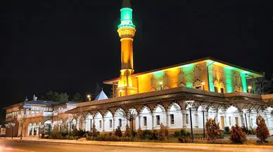 Burada bir tarih yatıyor