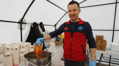 Aksaray Belediyesi İftar Çadırında Çanakkale Menüsü İkram Edildi