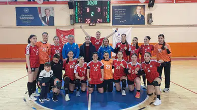 Siyah beyazlı ekibin Play-offta rakipleri belli olacak