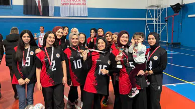 Tomris Hatun Voleybol Takımı ilçe kadınlarını sosyalleştirdi