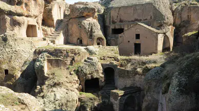 Yer altındaki tarih Kentin yer altındaki tarihi Yerin altındaki medeniyet