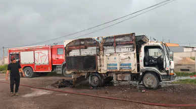 Kamyon kasasında çıkan yangın korkuttu