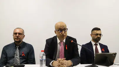 ASÜ’de Cumhuriyet’in 102’inci yılında  eğitim fakültelerinin geleceği ele alındı