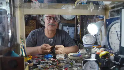 Aksaray’ın 47 yıllık saatçisi