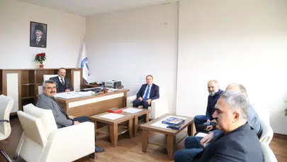 Rektör Arıbaş’tan Sosyal Bilimler Enstitüsü   Müdürü Duman’a hayırlı olsun ziyareti