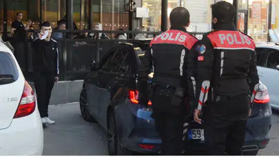 'Dur' ihtarından kaçan sürücü kafede yakalandı