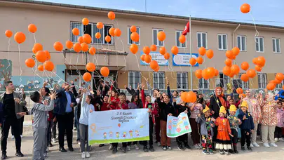 Öğrenciler, Lösemili Çocuklar   İçin Gökyüzüne Balon Bıraktı