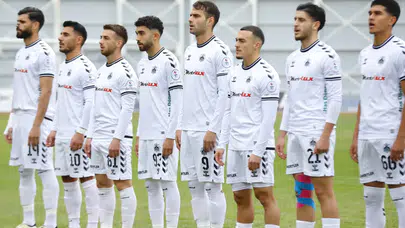 Siyah beyazlı ekip zorlu Ankara deplasmanında