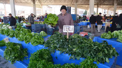 Pazarda yerli yeşillikler revaçta